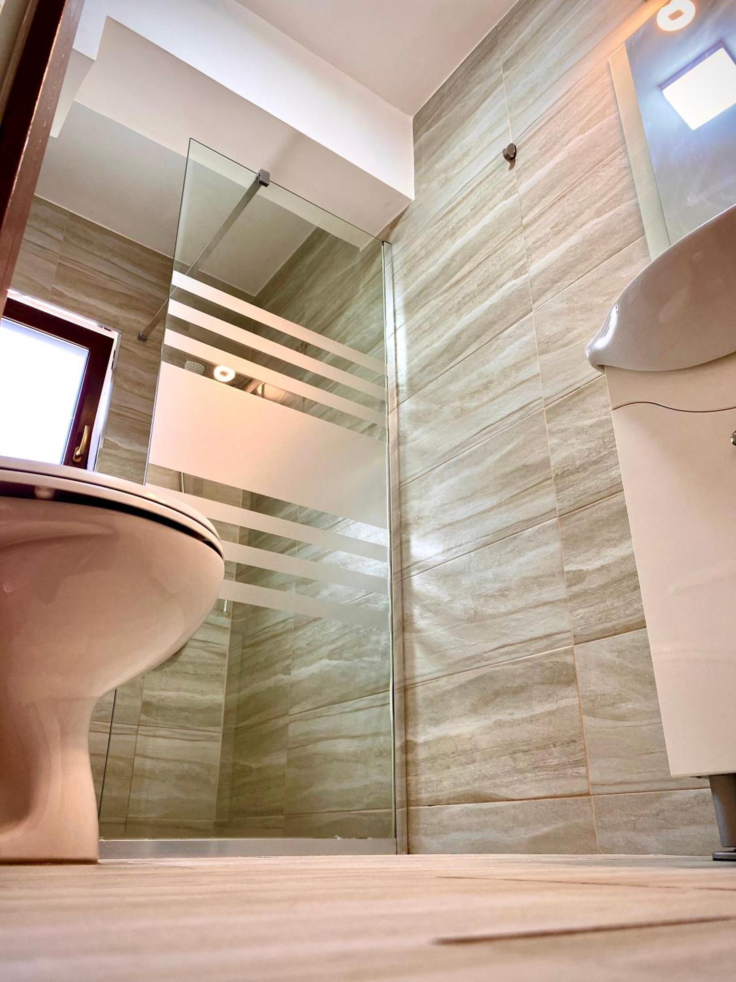 Casa Topazz Тыргу-Жиу Экстерьер фото